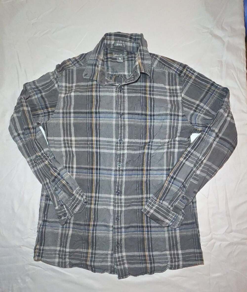 Eddie Bauer Plaid Flannel Shirt Size M Gray Long Sleeve Button-Up